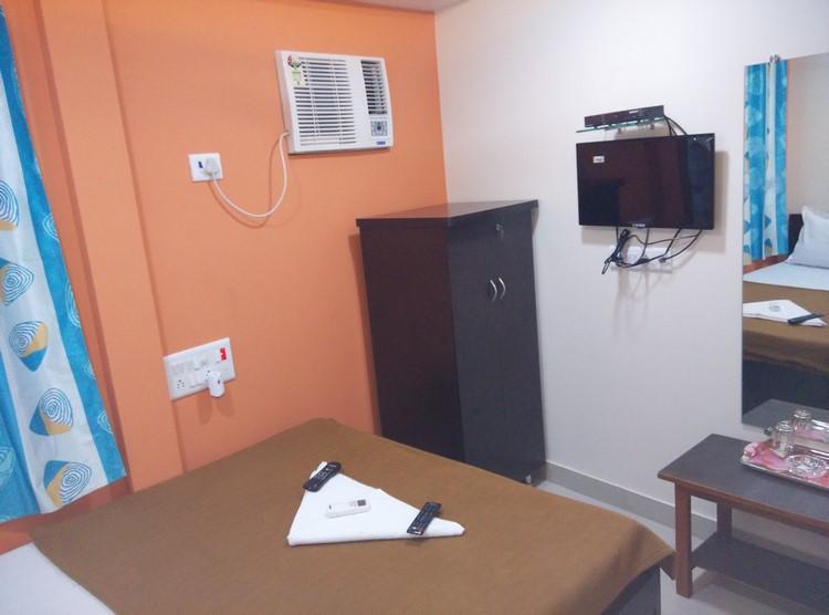 Kalina Residency Hotel Mumbai Exterior photo