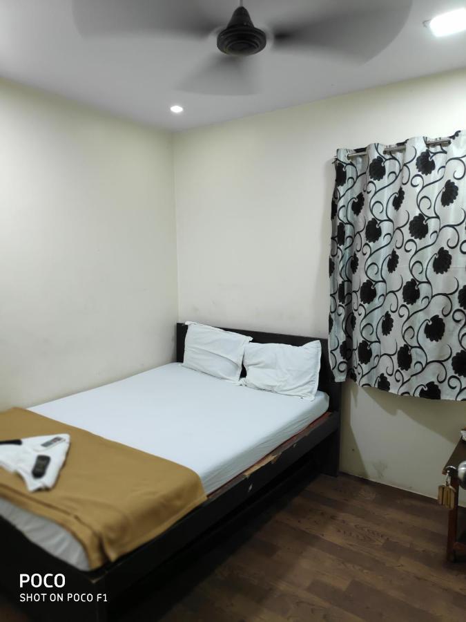 Kalina Residency Hotel Mumbai Exterior photo
